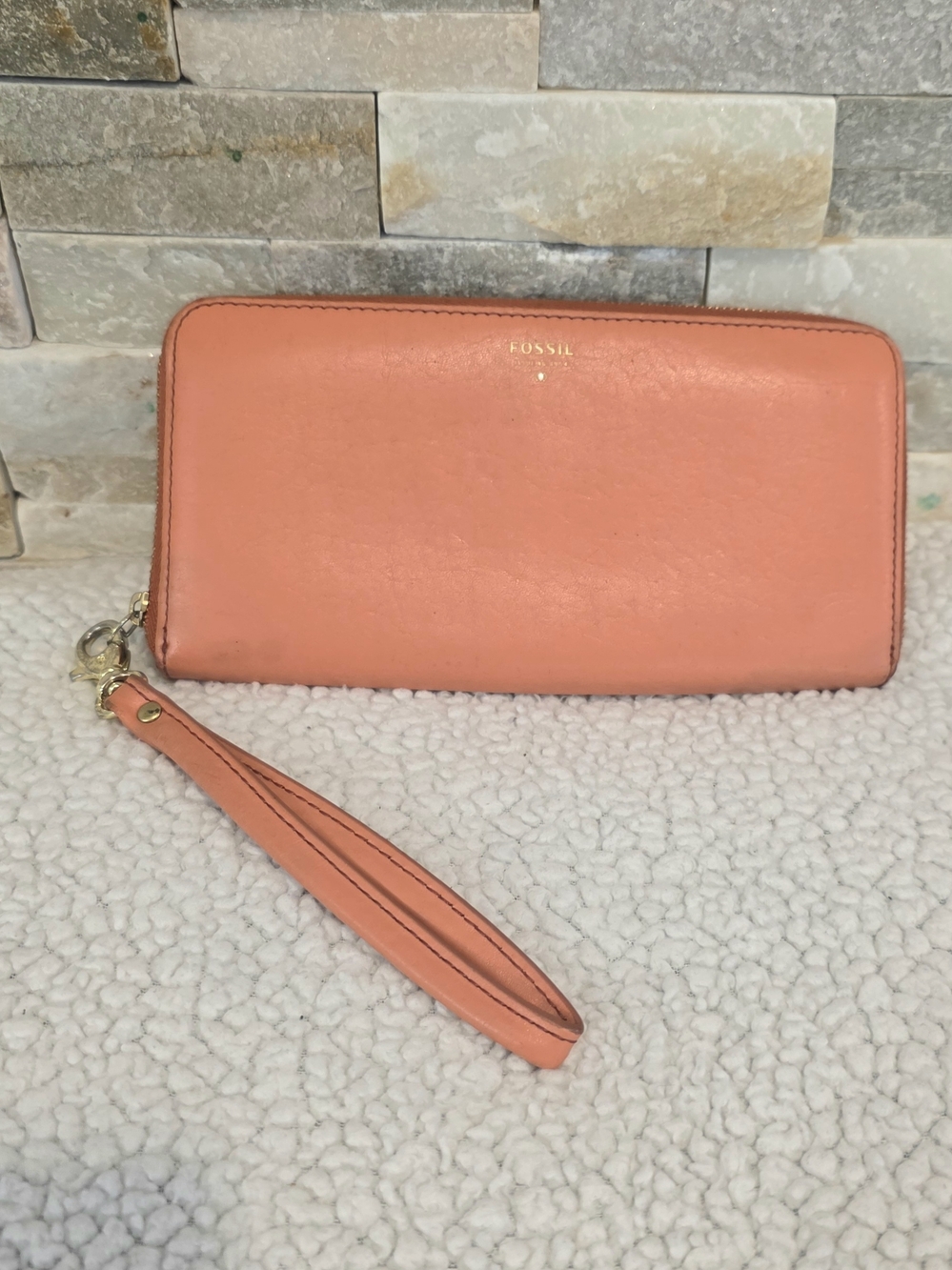 Fossil Coral Zip Wristlet Wallet with Detachable Strap